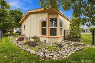 1807 138 St E, Tacoma, WA 98445 - Photo 17
