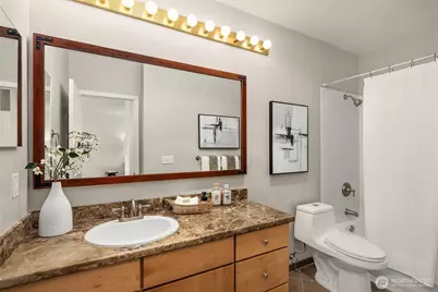 2760 76th Avenue SE #402, Mercer Island, WA 98040 - Photo 17