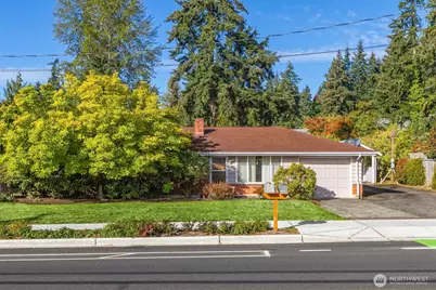 1129 Madison Avenue N, Bainbridge Island, WA 98110 - Photo 1