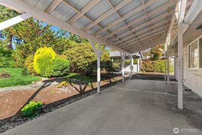 1129 Madison Avenue N, Bainbridge Island, WA 98110 - Photo 11