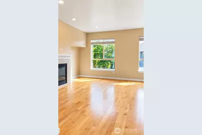 16500 SE 1st Dr, Bothell, WA 98012 - Photo 5