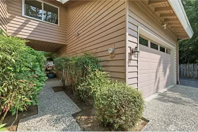 18202 NE 191st Street, Woodinville, WA 98077 - Photo 35
