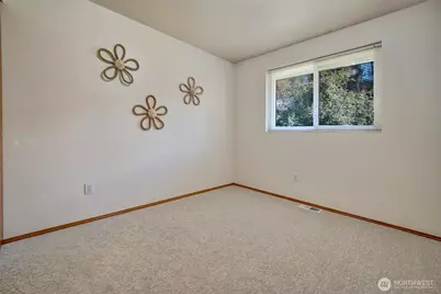 203 N Bogart Avenue, Granite Falls, WA 98252 - Photo 21