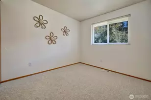 203 N Bogart Ave, Granite Falls, WA 98252 - Photo 21