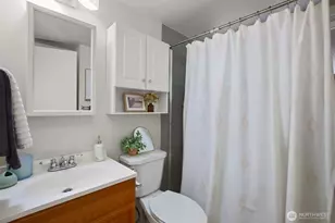 18232 NE 176th St, Woodinville, WA 98072 - Photo 27