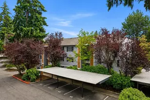 1011 156th Ave NE, Bellevue, WA 98007 - Photo 1