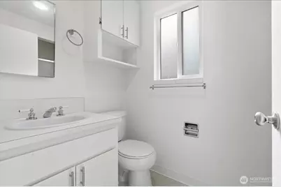 2412 N Cheyenne Street, Tacoma, WA 98406 - Photo 9