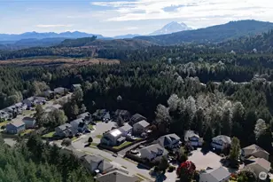 19407 205th St E, Orting, WA 98360 - Photo 37