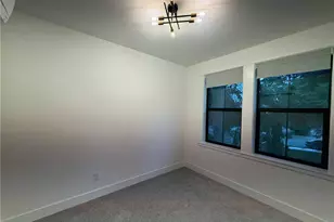 8013 131st Pl NE, Kirkland, WA 98033 - Photo 11