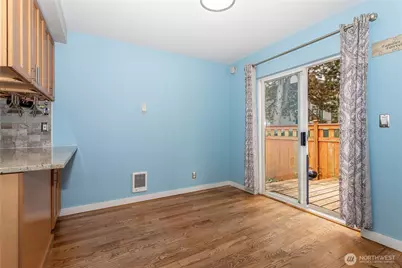 126 W Casino Rd #9, Everett, WA 98204 - Photo 3