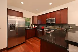 1835 24th Ave, Seattle, WA 98122 - Photo 11