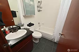 1835 24th Ave, Seattle, WA 98122 - Photo 25
