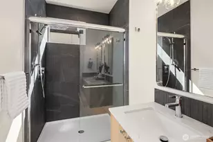10829 11th Ave NE, Seattle, WA 98125 - Photo 25