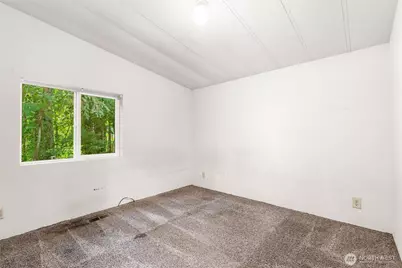 4029 Trenton Avenue NE, Bremerton, WA 98310 - Photo 17