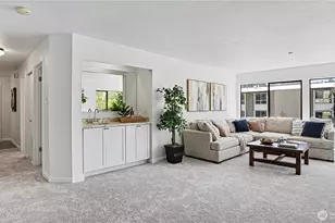 10101 SE 3rd St, Bellevue, WA 98004 - Photo 3