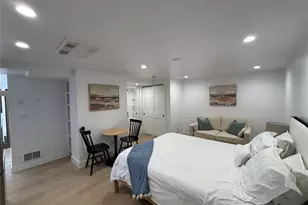 1124 Lakeview Blvd E, Seattle, WA 98102 - Photo 13
