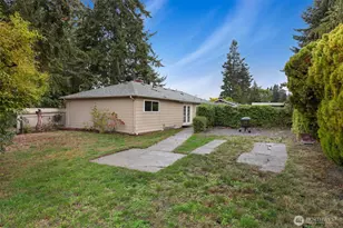8005 220th St SW, Edmonds, WA 98026 - Photo 29