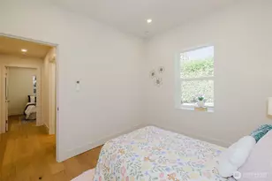 6338 Blakely Ave NE, Bainbridge Island, WA 98110 - Photo 17