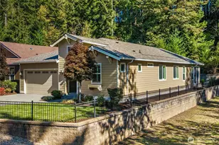 14721 Knoll Park Ct E, Bonney Lake, WA 98391 - Photo 27