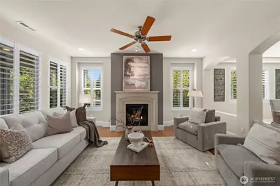 14721 Knoll Park Court E, Bonney Lake, WA 98391 - Photo 11