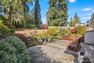 11735 35th Ave NE, Seattle, WA 98125 - Photo 15