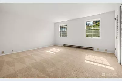 1420 Bellevue Way SE #8, Bellevue, WA 98004 - Photo 17