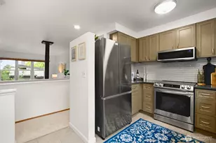 201 28th Ave, Seattle, WA 98122 - Photo 9