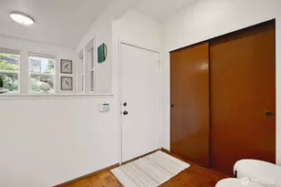201 28th Ave, Seattle, WA 98122 - Photo 21
