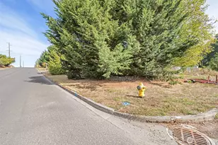 1323 S I St, Port Angeles, WA 98363 - Photo 33