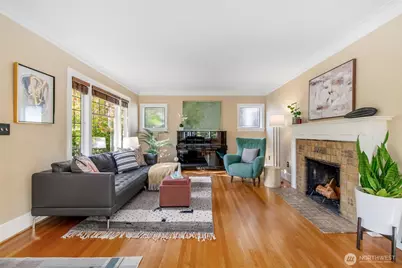6516 31st Avenue NE, Seattle, WA 98115 - Photo 3
