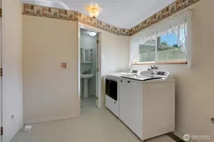820 9th Ave NW, Puyallup, WA 98371 - Photo 13