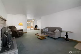 820 9th Ave NW, Puyallup, WA 98371 - Photo 5
