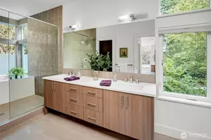 7560 86th Ave SE, Mercer Island, WA 98040 - Photo 25