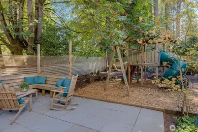 7560 86th Avenue SE, Mercer Island, WA 98040 - Photo 17
