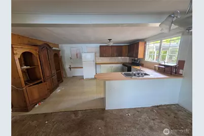560 E North Bay Road, Allyn, WA 98524 - Photo 13