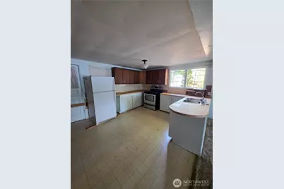 560 E North Bay Road, Allyn, WA 98524 - Photo 15