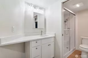 23507 Lakeview Dr, Mountlake Terrace, WA 98043 - Photo 15