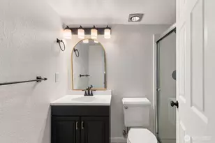 14475 NE 40th St, Bellevue, WA 98007 - Photo 19