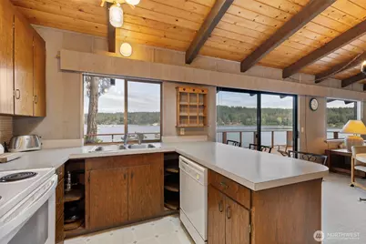 8768 Misery Point Road, Seabeck, WA 98380 - Photo 19
