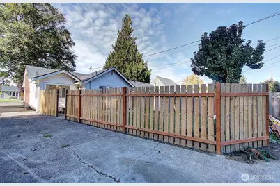 340 20 Avenue, Longview, WA 98632 - Photo 29