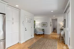 5930 Rose Loop NE, Bainbridge Island, WA 98110 - Photo 15