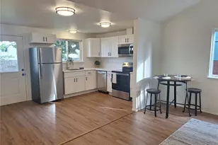 762 Westpoint Ct, Burlington, WA 98233 - Photo 5