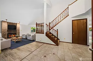 820 Monroe Ave NE, Renton, WA 98056 - Photo 5