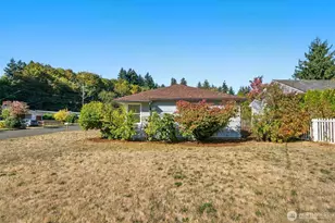 2526 E 20th St, Vancouver, WA 98661 - Photo 5