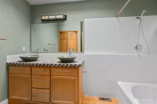 411 Puget Dr, Coupeville, WA 98239 - Photo 19