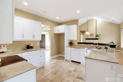 105 Pickens Street, Wenatchee, WA 98801 - Photo 15