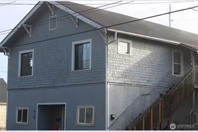 626 Monroe St, Hoquiam, WA 98550 - Photo 1