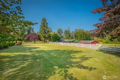 19303 Broadway Avenue, Snohomish, WA 98296 - Photo 3