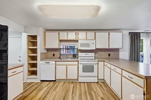 1110 101st St Ct E, Tacoma, WA 98445 - Photo 9