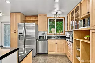 12119 NE 65th St, Kirkland, WA 98033 - Photo 9